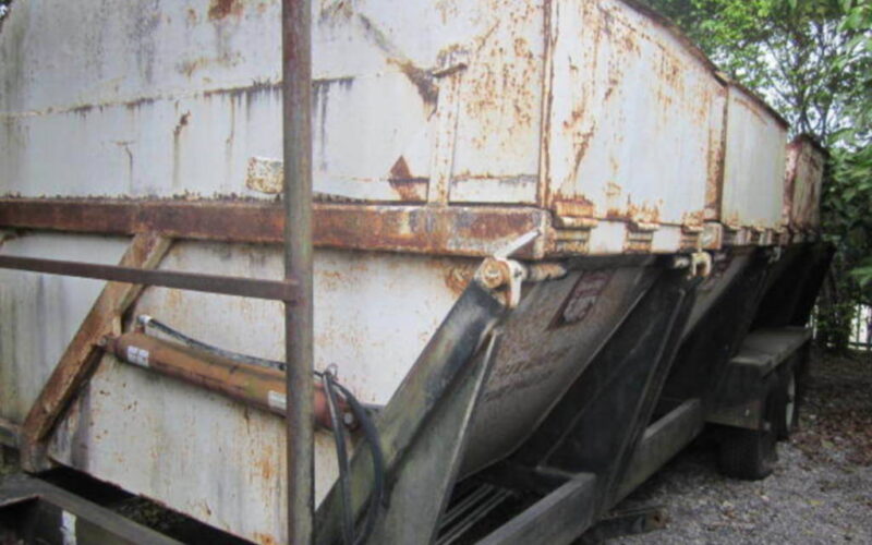 4-Compartment Recycling Trailer 7