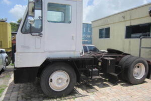 KALMAR Model 30 Yard Mule 2