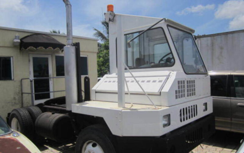 KALMAR Model 30 Yard Mule 3