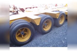 A PLUS 60 Ton Detachable Lowboy 1