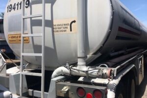 POLARHEIL FUEL TANK TRAILERS 9200-9500 8