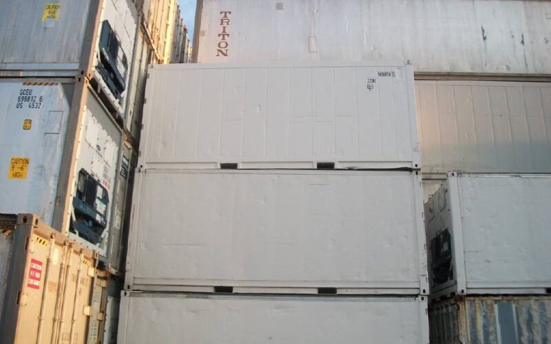 a plus 1995 Refrigerated Containers 1