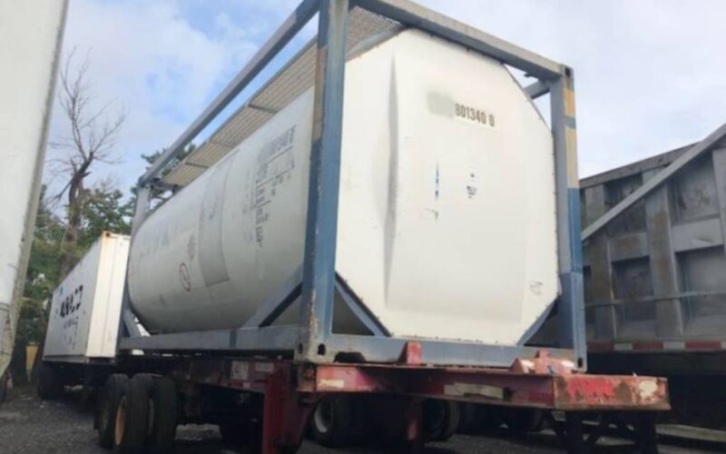 a plus ISO 6500 Gallons Tanker Trailer 3