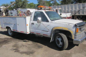 chevy C3500 HD Service Truck 3