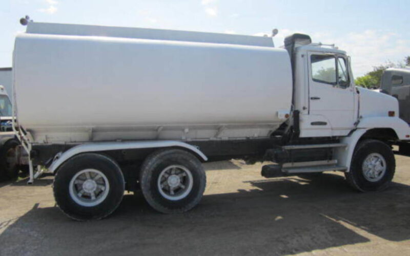 frl 5000 Gallon Spray Truck 4