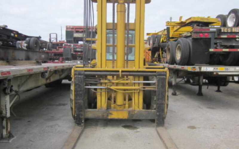 taylor T-250M Forklift 2